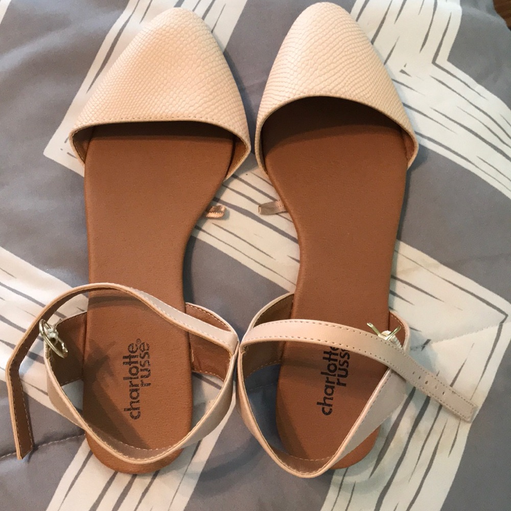 Close toed flats.